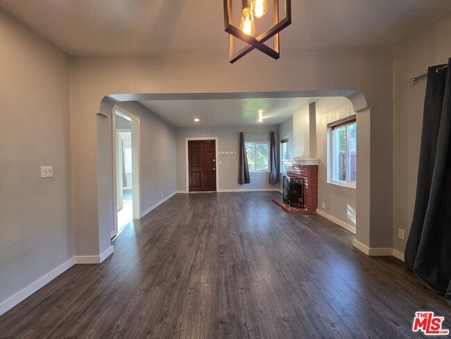 Building Photo - 375 N Avenue 52