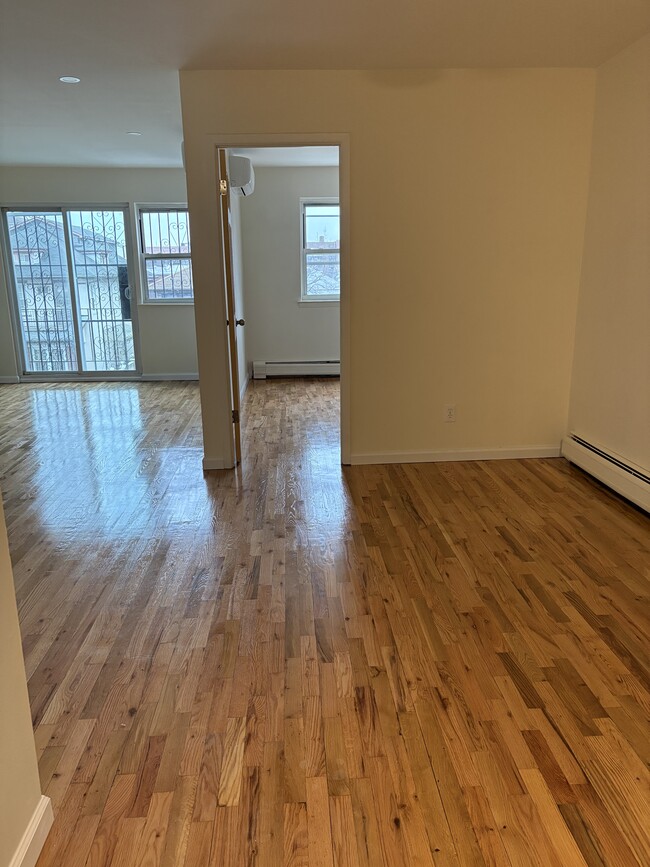 Foto del edificio - 4115A 75th St