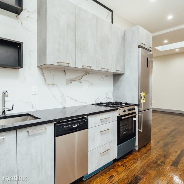 Foto principal - 17-17 Stanhope St