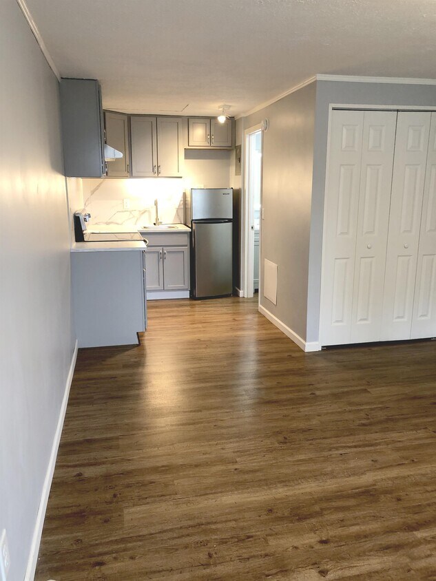 Foto principal - 910 Northernview St