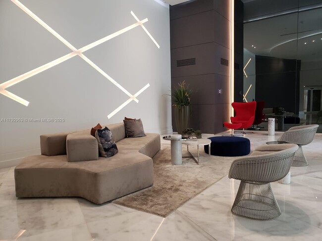 Foto del edificio - 3300 NE 192 St