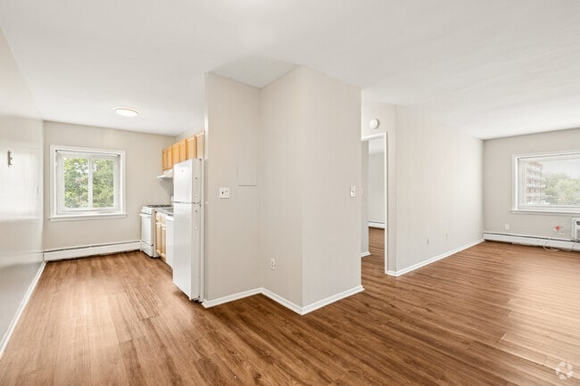 1BR, 1BA - 638SF - Kitchen/Living Room - The Johnson House