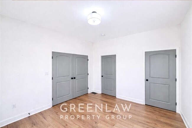 Foto del edificio - 830 Gaston St SW