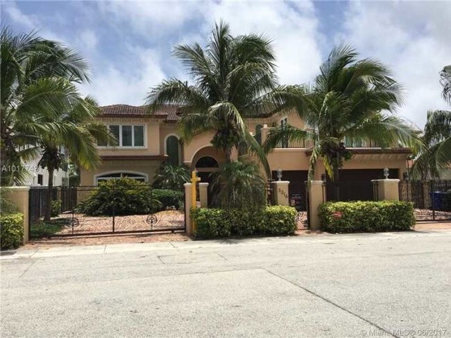 Foto del edificio - 3316 NE 17th St