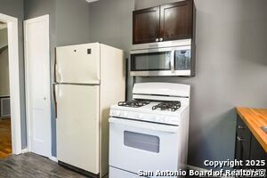 Foto del edificio - 2331 Waverly Ave