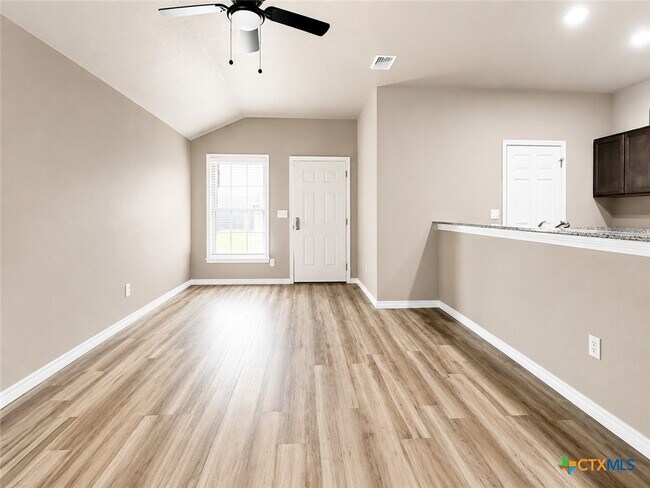 Foto del edificio - 1204 N 18th St