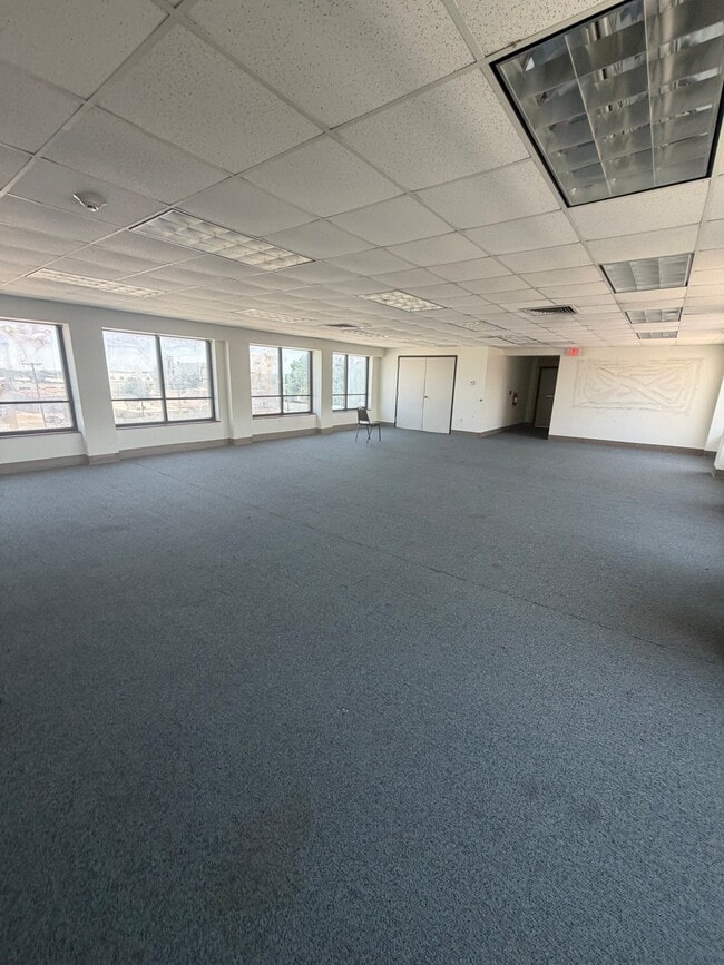 Building Photo - 1115 Columbus Ave