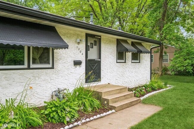 Building Photo - 4 br, 2 bath House - 7208 Cartisian Avenue