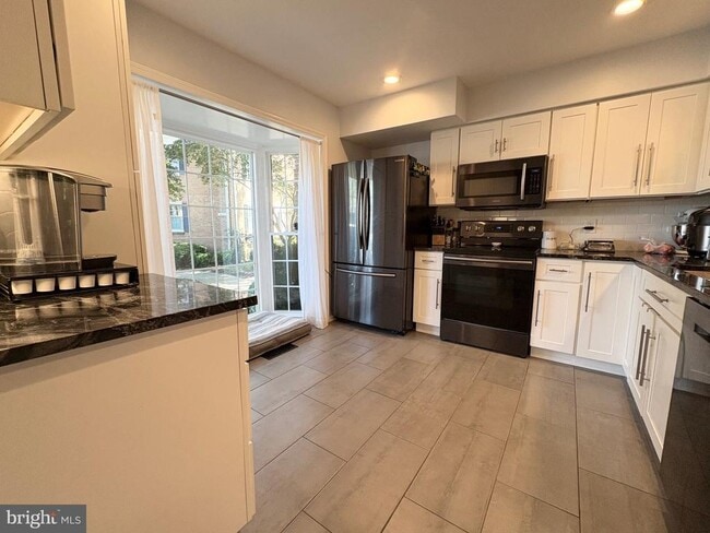 Building Photo - 2651 Centennial Ct
