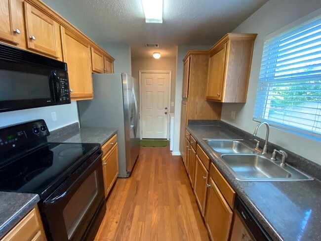 Building Photo - PRE-LEASING FOR AUGUST 2026!