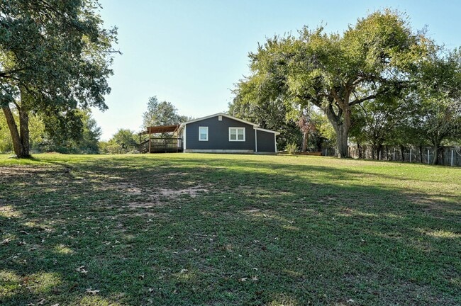 Building Photo - Well Cared 2 Bed / 1 Bath Home in CHOCTAW ...