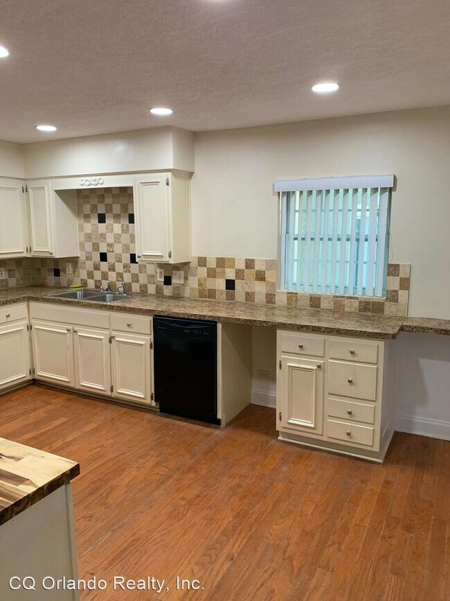 Building Photo - 6 br, 3 bath House - 1288 Michigan Avenue