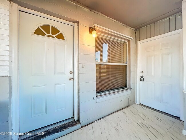 Foto del edificio - 1509 Bon Air Plaza