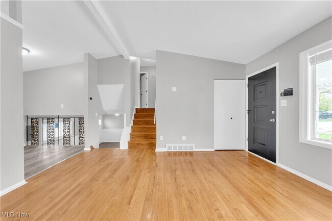 Building Photo - 14208 Sheldon Rd