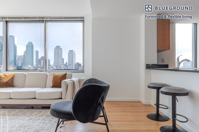 Foto del edificio - 4-75-75 48th Ave