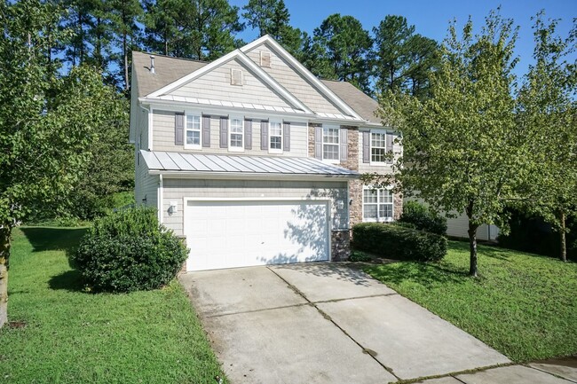 Building Photo - Four Bedroom Home!