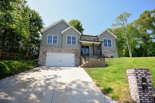 Building Photo - New Construction in North Knox!