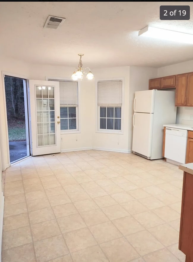 Photo - 122 Bach Dr Townhome