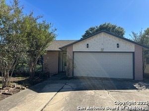 Foto del edificio - 5922 Lakedale St