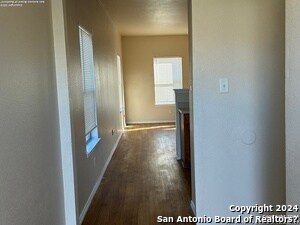 Foto del edificio - 5710 Golf Heights