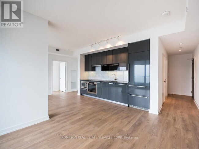 Building Photo - 117 McMahon Dr