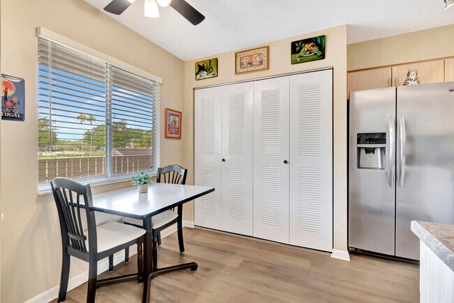 Foto del edificio - 14376 Amberly Ln