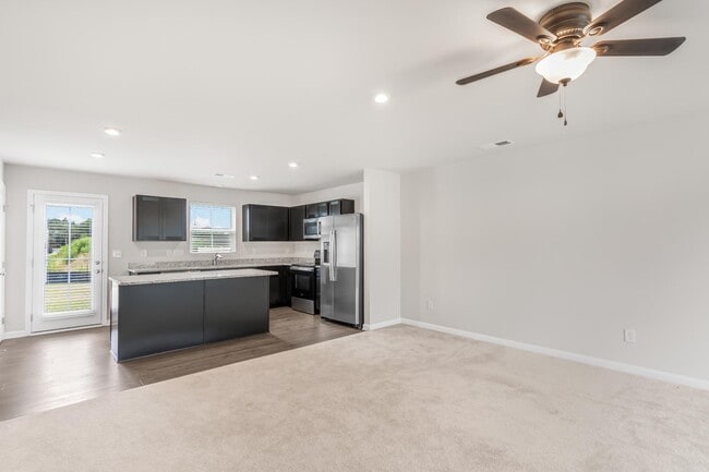 Building Photo - 228 Nepeta Dr