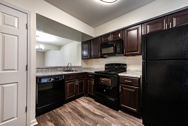 Building Photo - The Islands Apartments and Townhomes