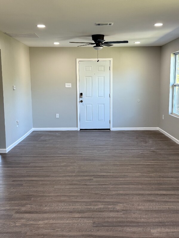 Foto del edificio - 10040 LA-44