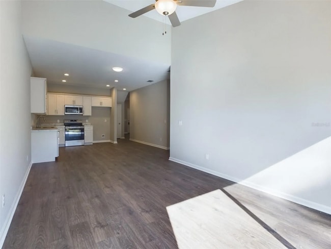 Building Photo - New Build - Quadplex - Bartow