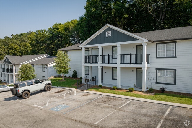 Building Exterior - Vandergriff Village by Callio Properties