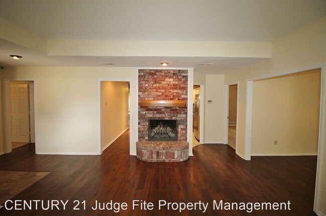 Building Photo - 3 br, 2 bath House - 906 Moore Street