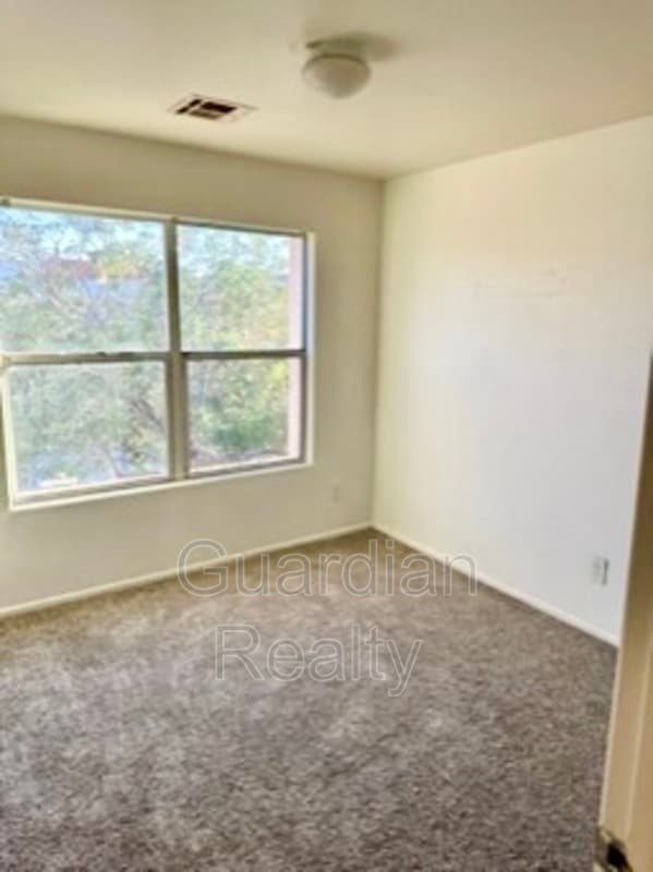 Building Photo - 2022 Peacemaker Rd