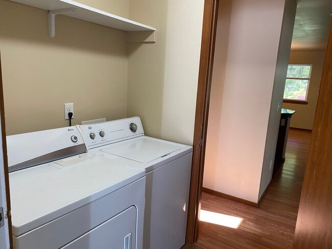 Foto del edificio - 1422 Lincoln St