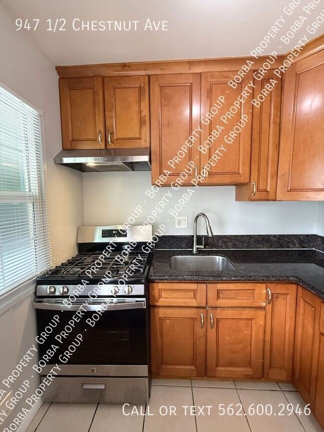 Foto del edificio - 947 1/2 Chestnut Ave-