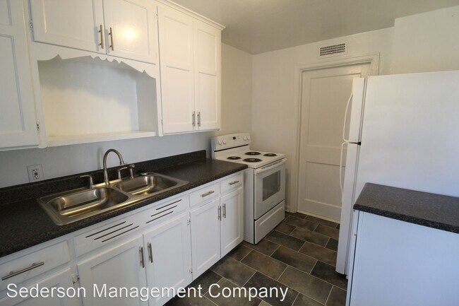 Foto del edificio - 1 br, 1 bath Duplex - NAVY HILL ASSOC LLC....