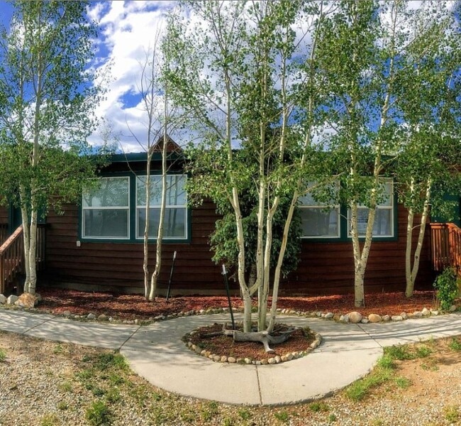 Building Photo - 55 Fuller Dr
