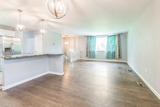 Foto del edificio - Pet Friendly Mid-Century Modern 4/Bedroom,...