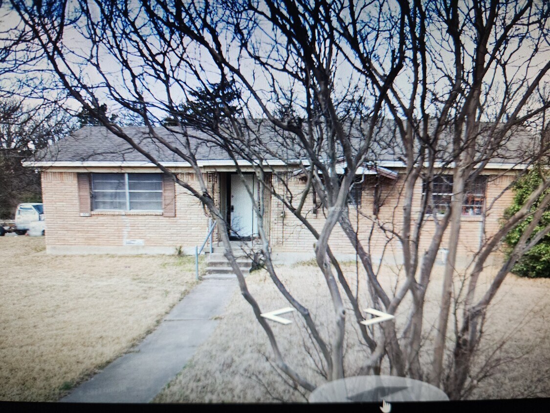 1505 Algonquin Dr, Dallas, TX 75217 House Rental in Dallas, TX