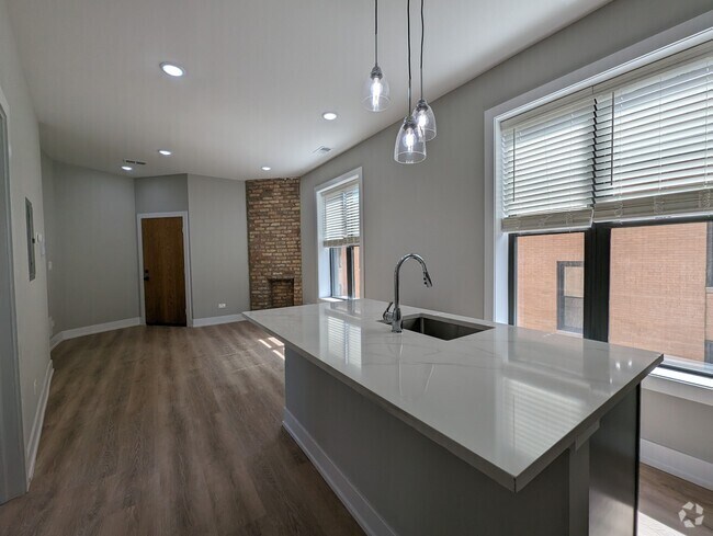 Building Photo - 437 W Belden Ave