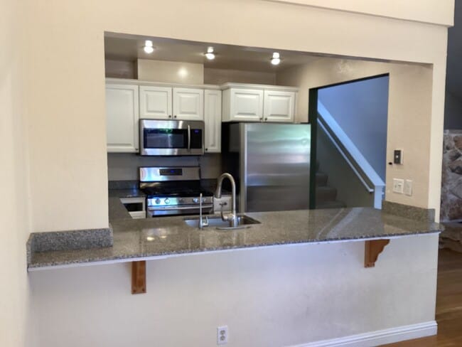 Building Photo - Willowbrook Aptos