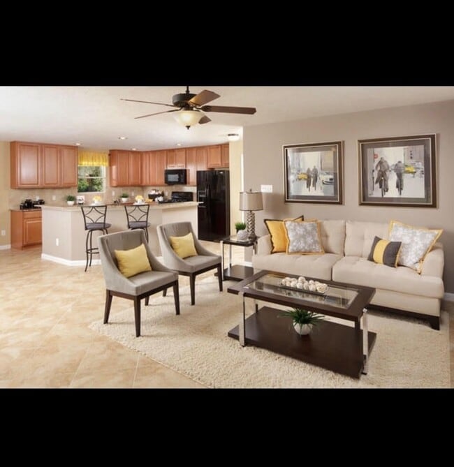 Building Photo - 8014 Chasewood Dr