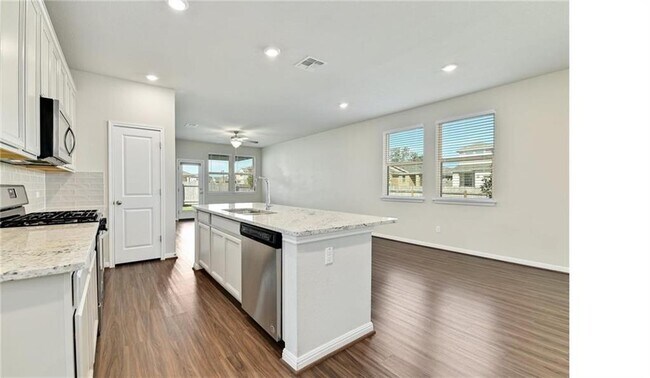 Foto del edificio - 125 Otella St