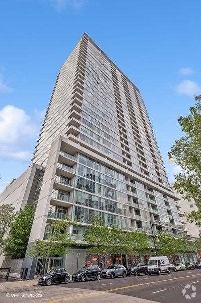 Building Photo - 1720 S Michigan Ave