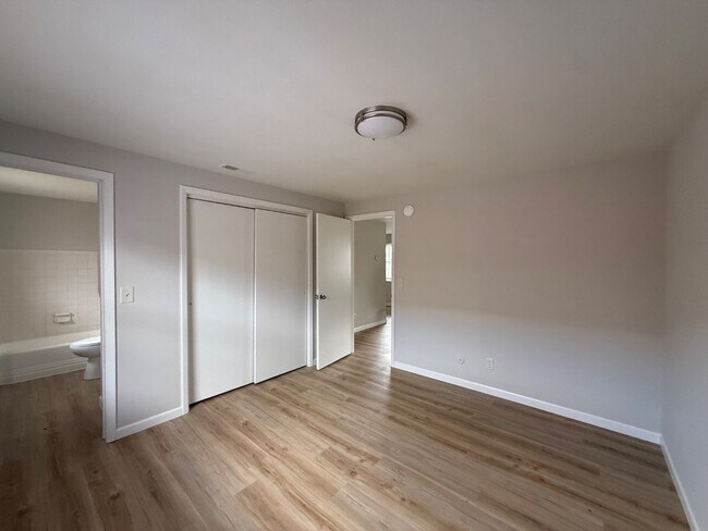 Foto del edificio - 333 W Jefferson St