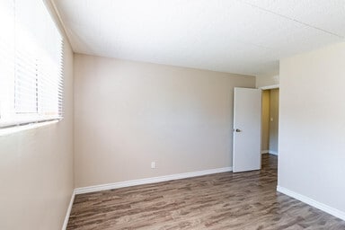 Building Photo - Cambridge Heights Apartments