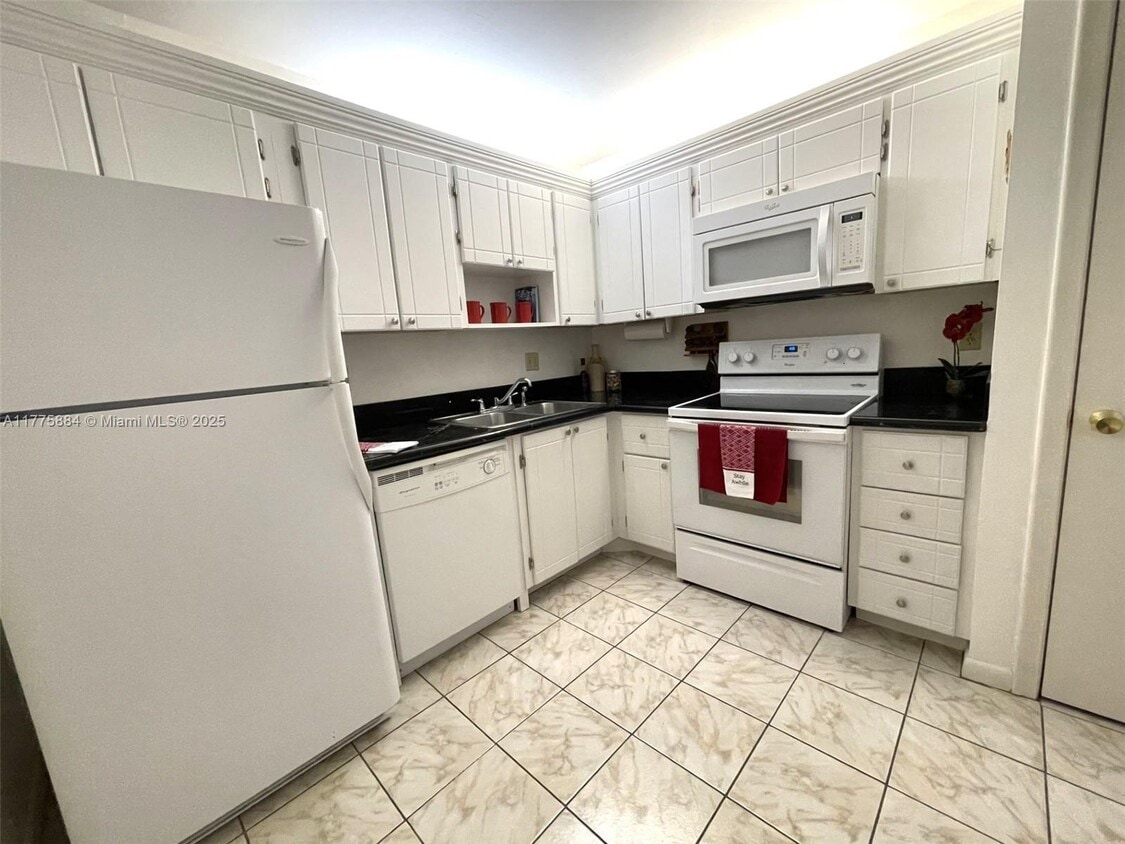 Primary Photo - 4851 NW 21st St