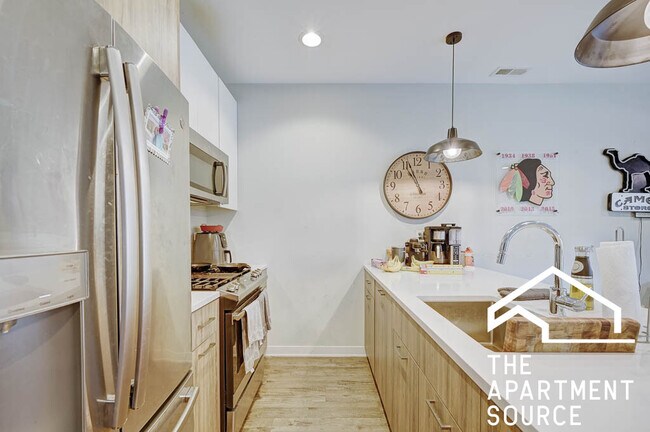 Foto del edificio - 2512 N Halsted St