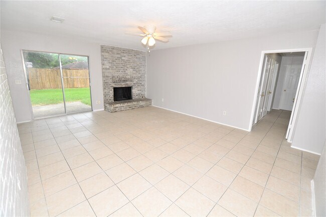 Foto del edificio - 5446 Quail Tree Ln