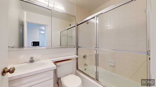 Foto del edificio - 400 E 71st St